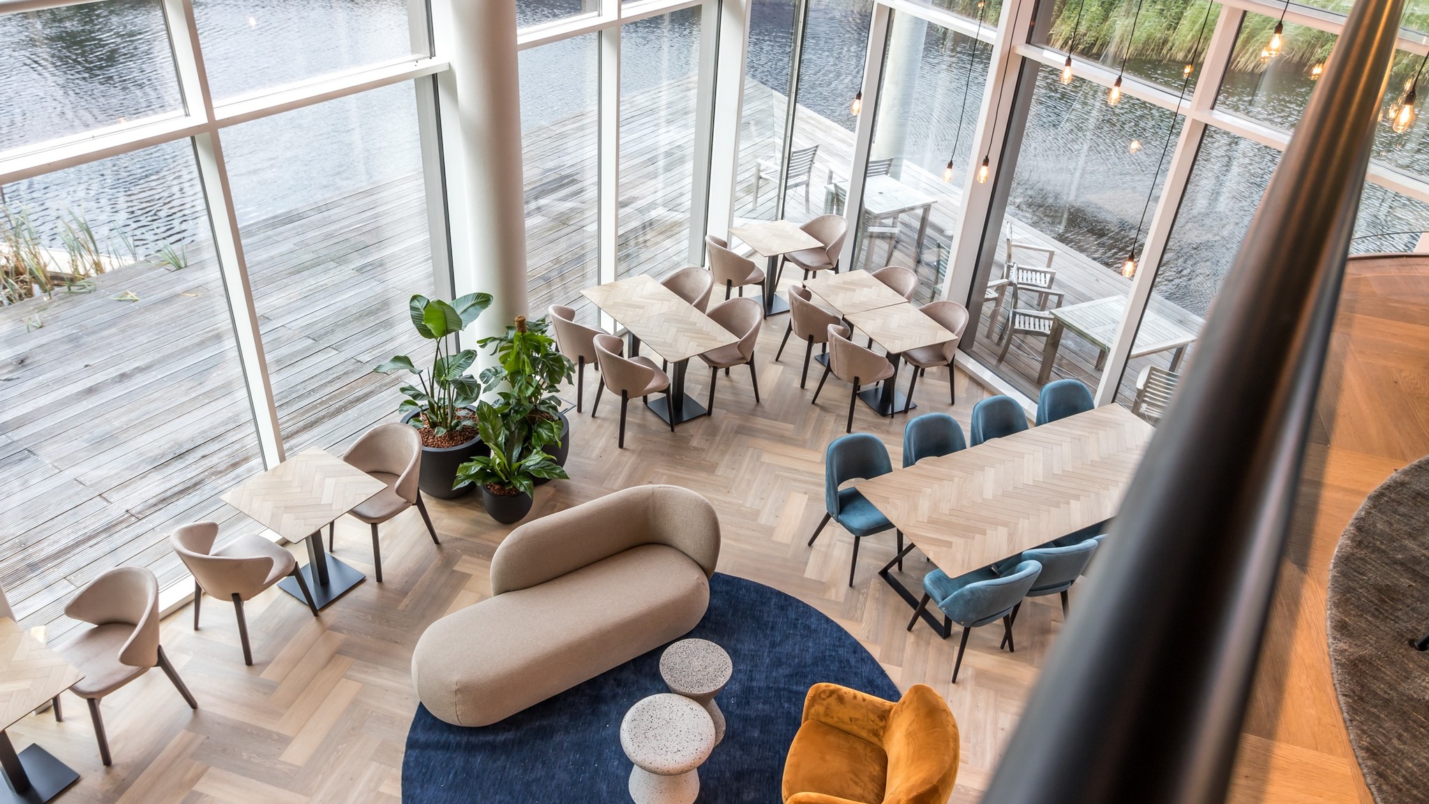 Images of Co-Office Keynes Building