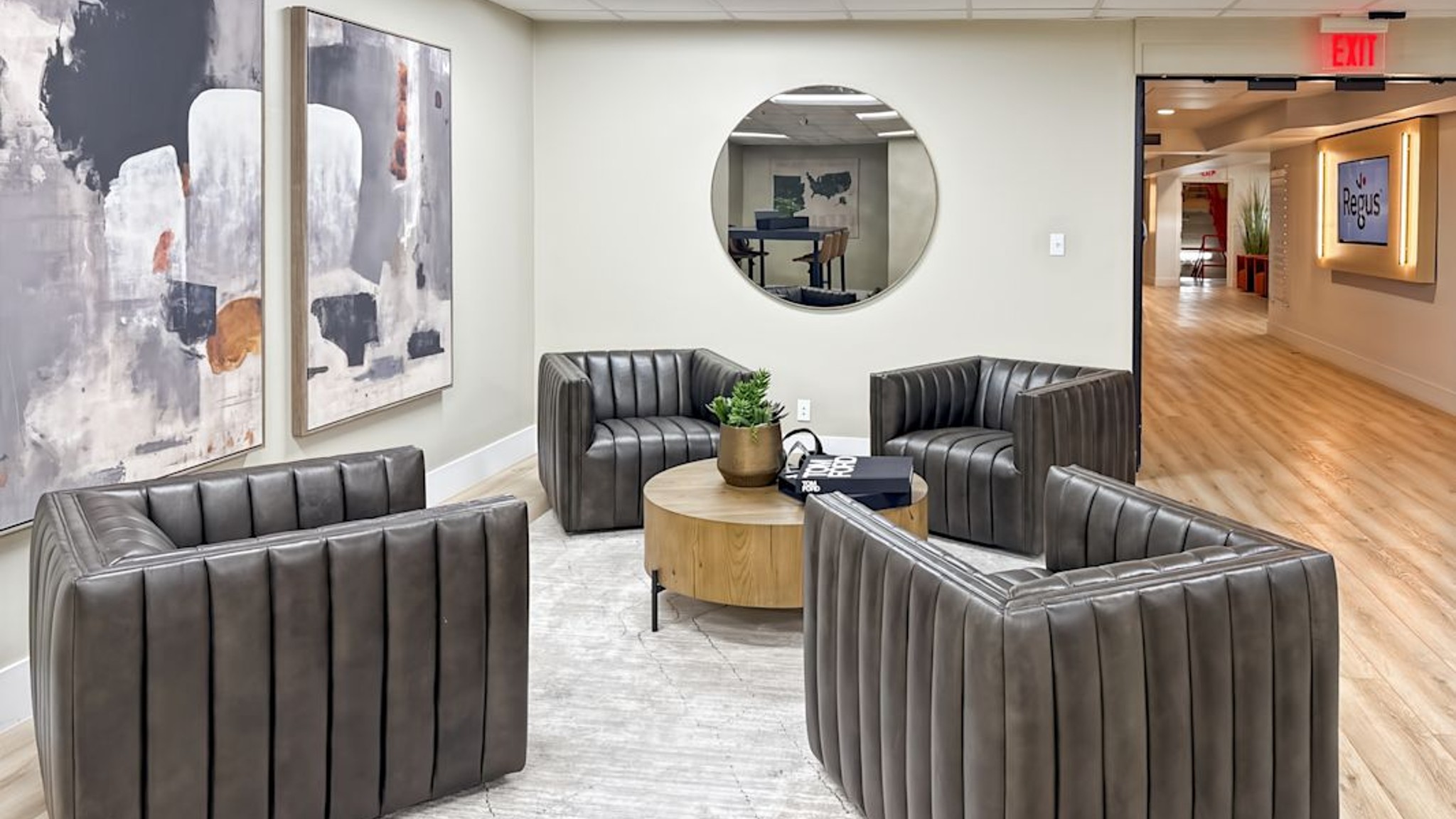 Images of 560 W Brown Rd