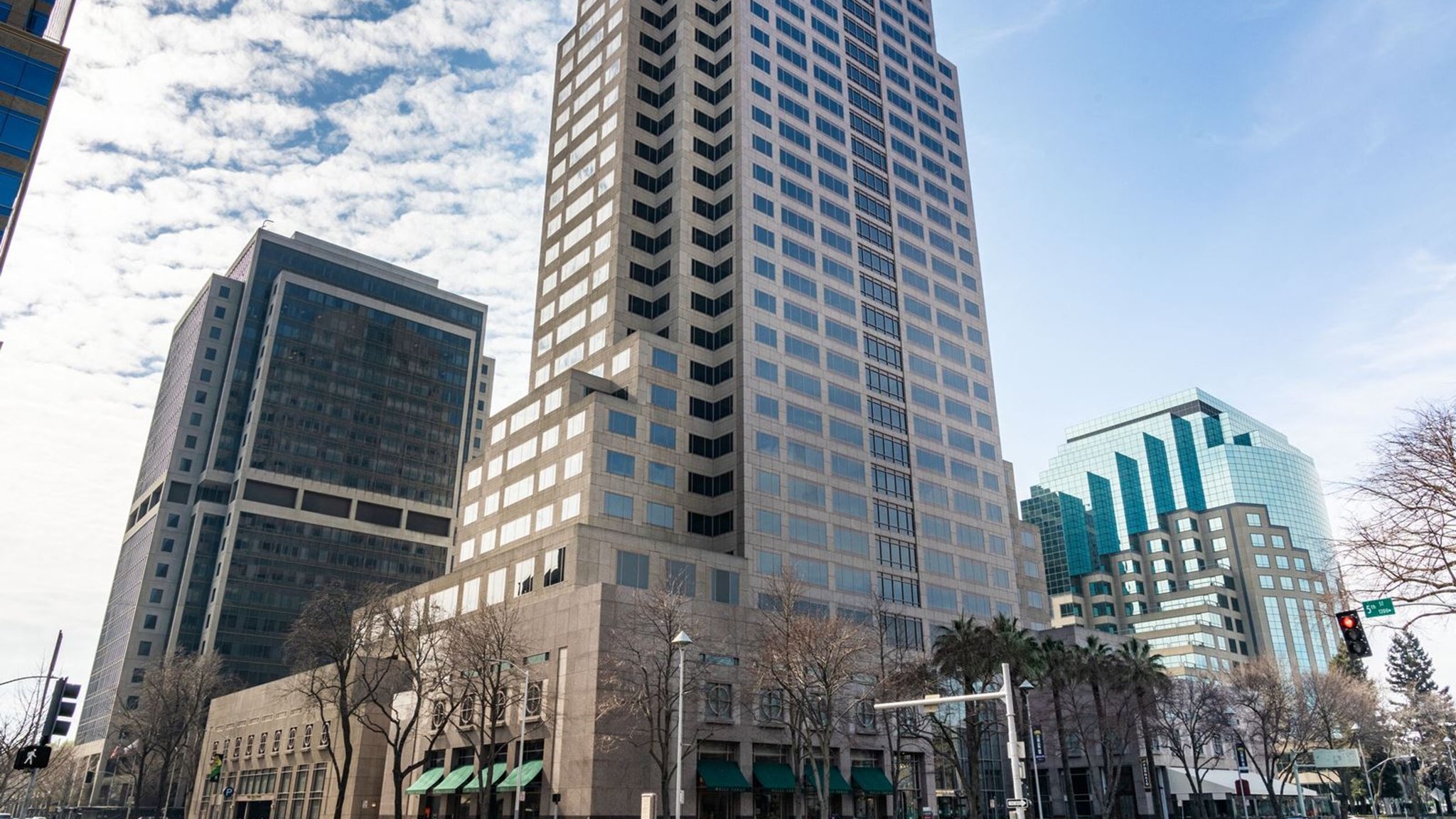 Images of 400 Capitol Mall