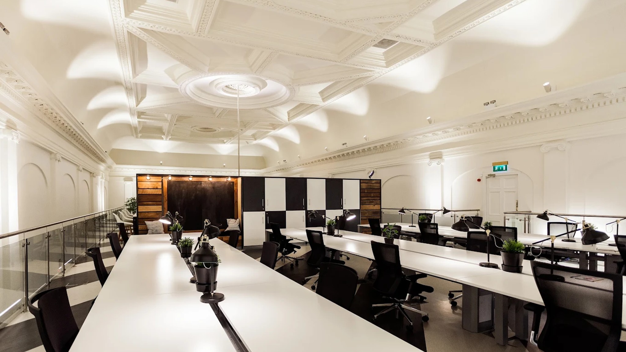 Images of Huckletree D2