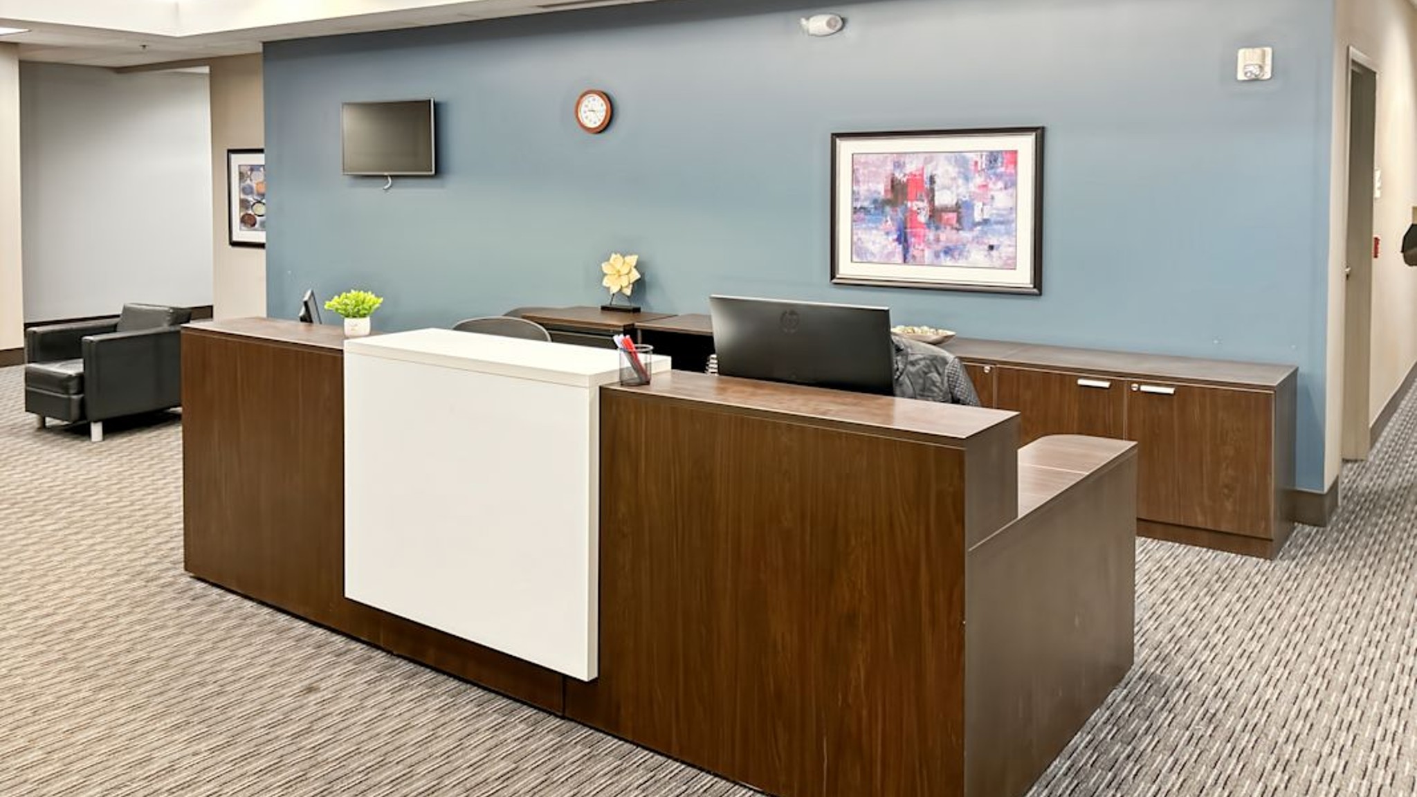 Images of Business Exchange Building