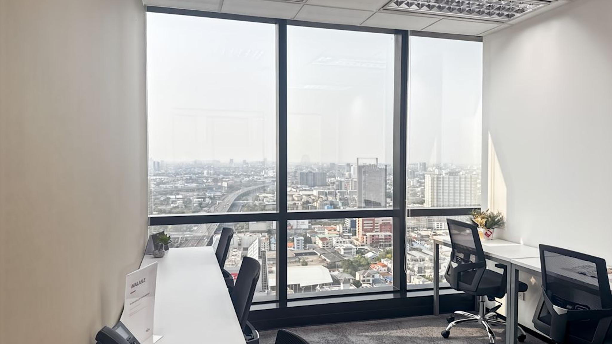 Images of Shinawatra Tower 3