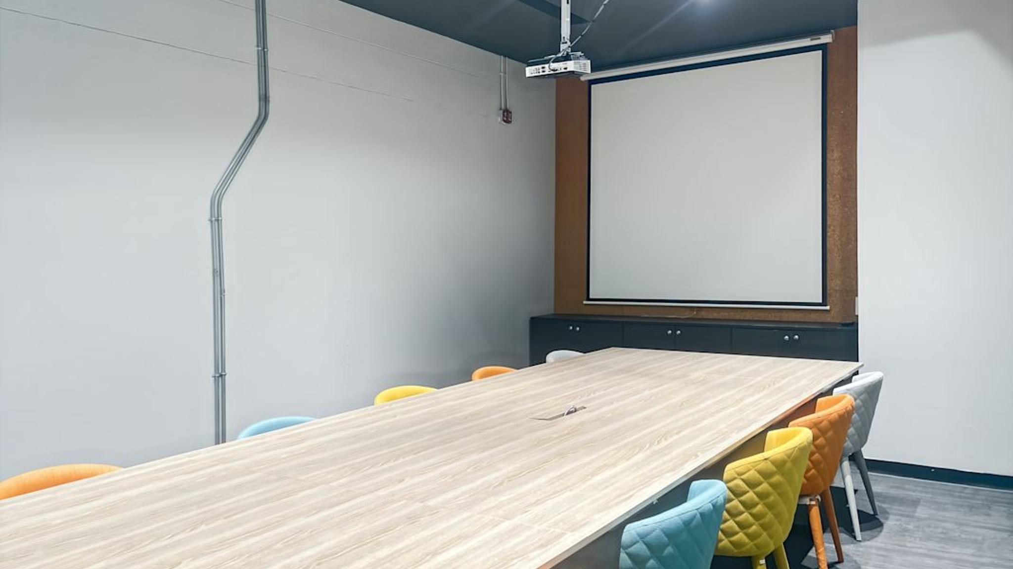Images of W-District