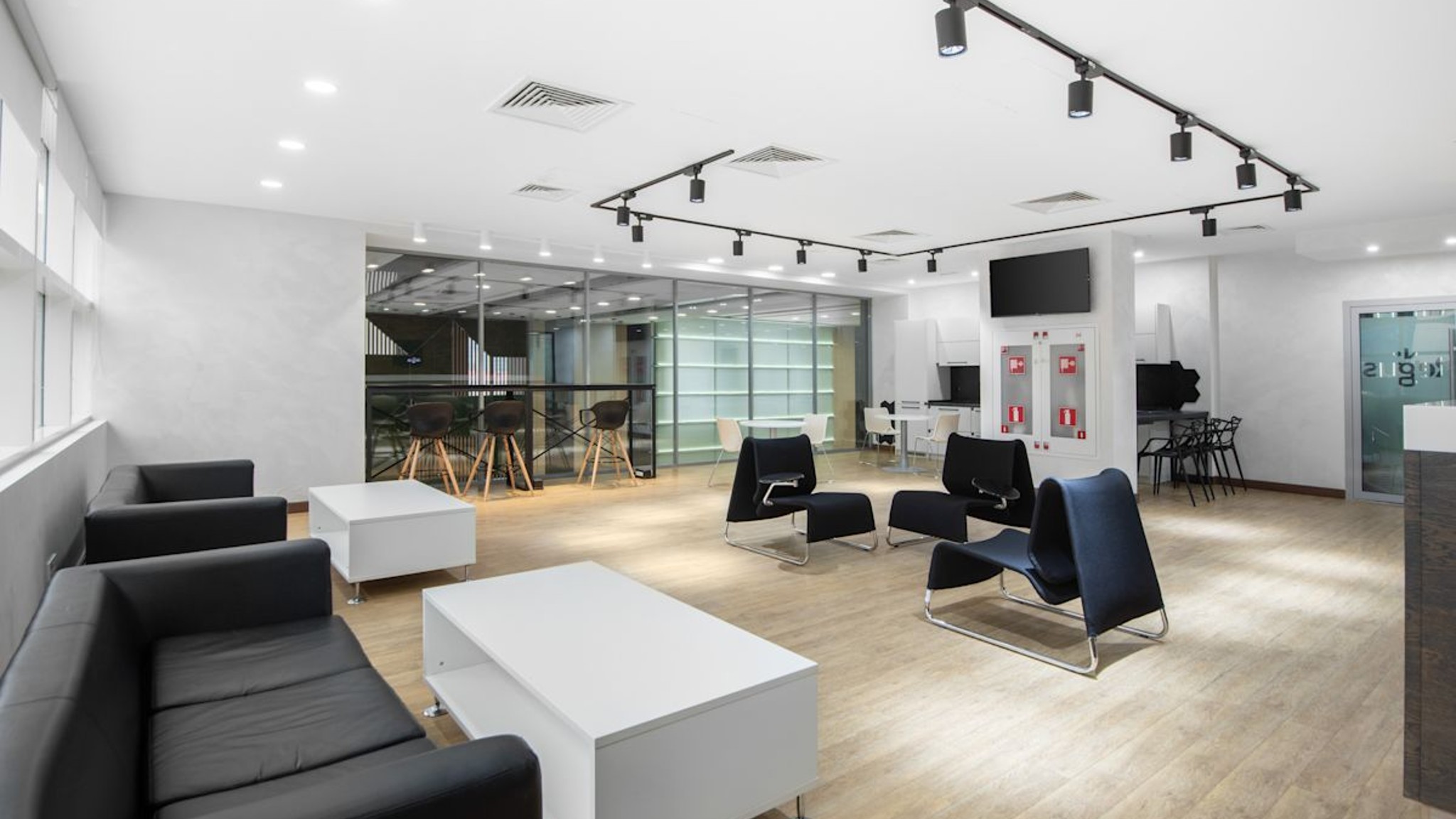 Images of Emerald Tower
