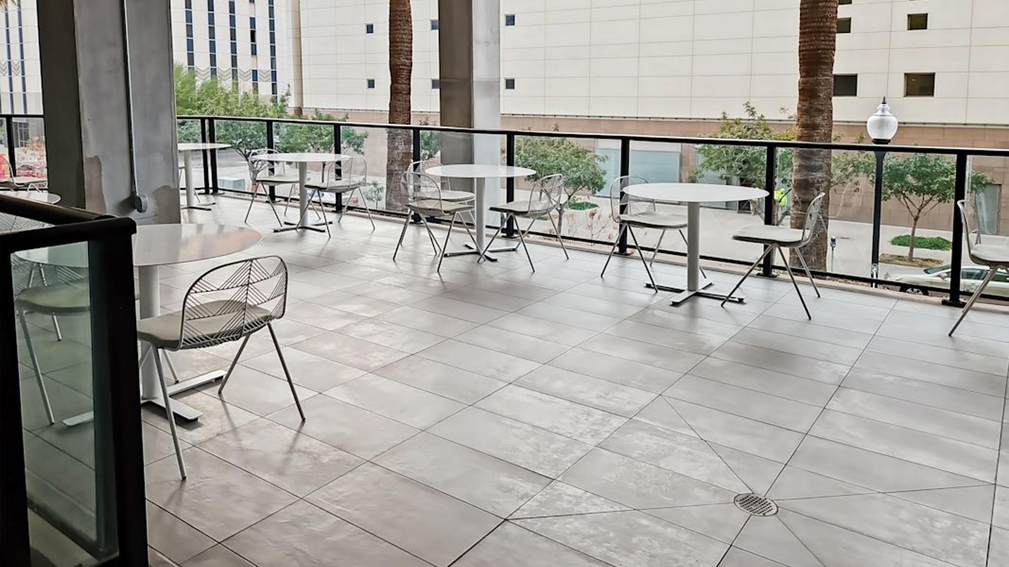 Images of 200 W Monroe St