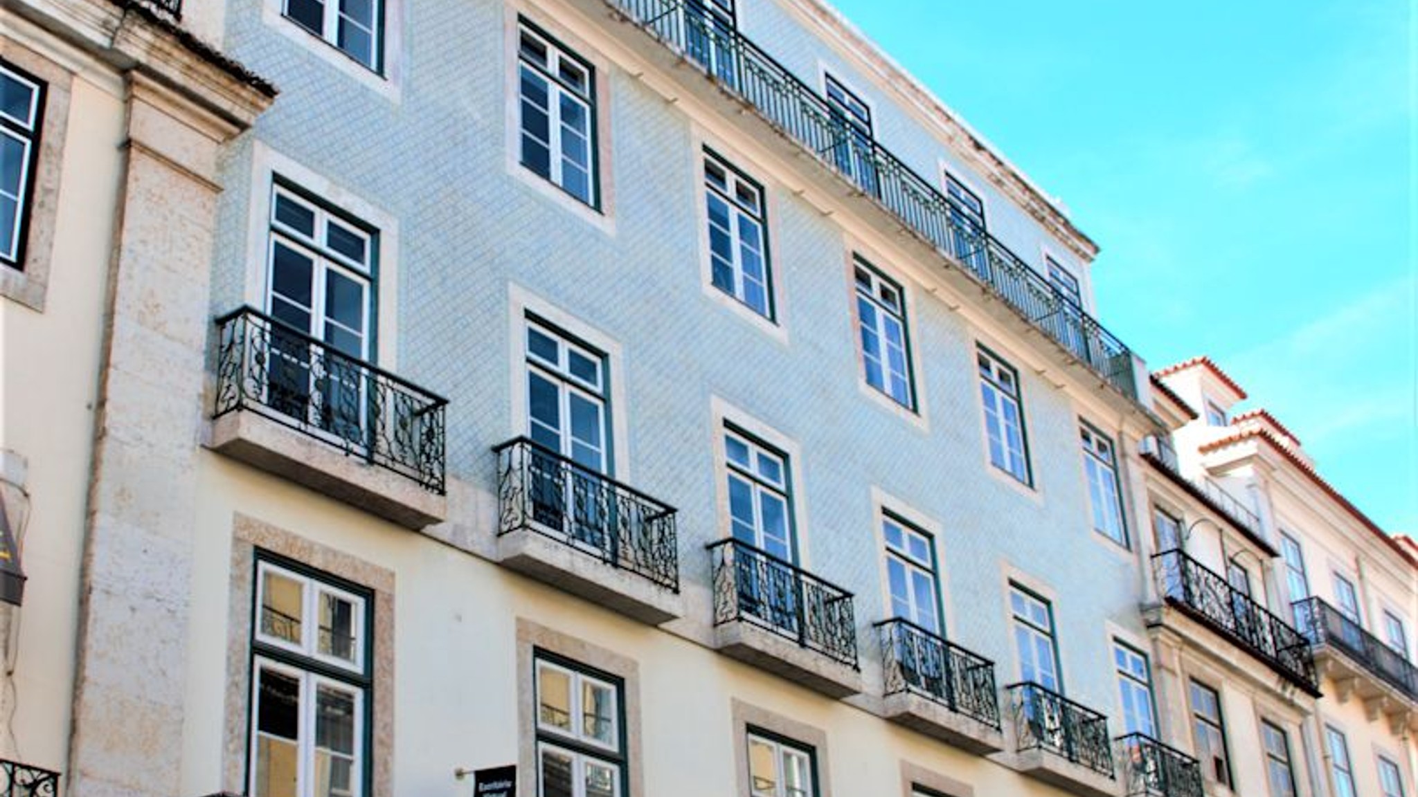 Images of Chiado