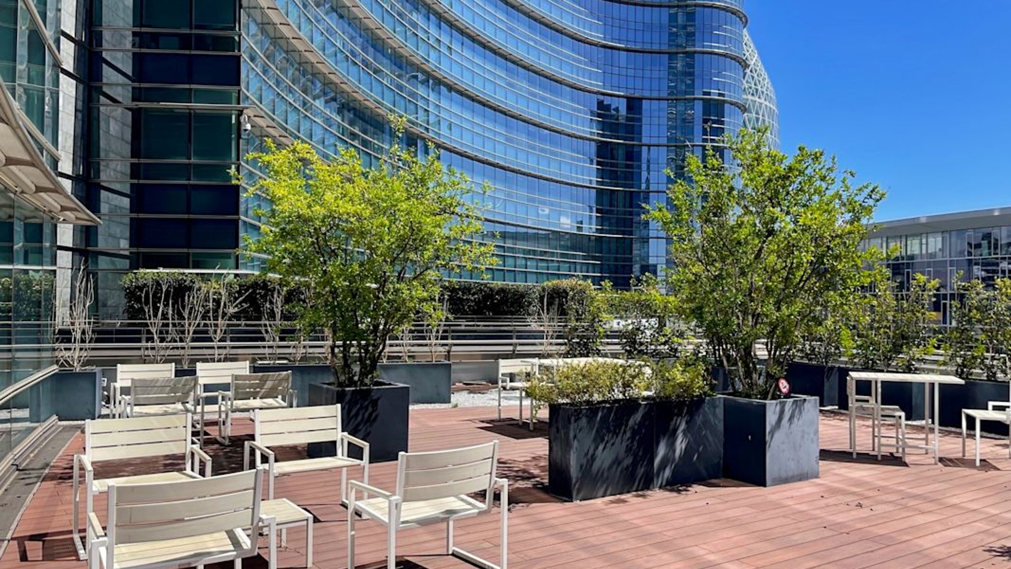 Images of Piazza Gae Aulenti