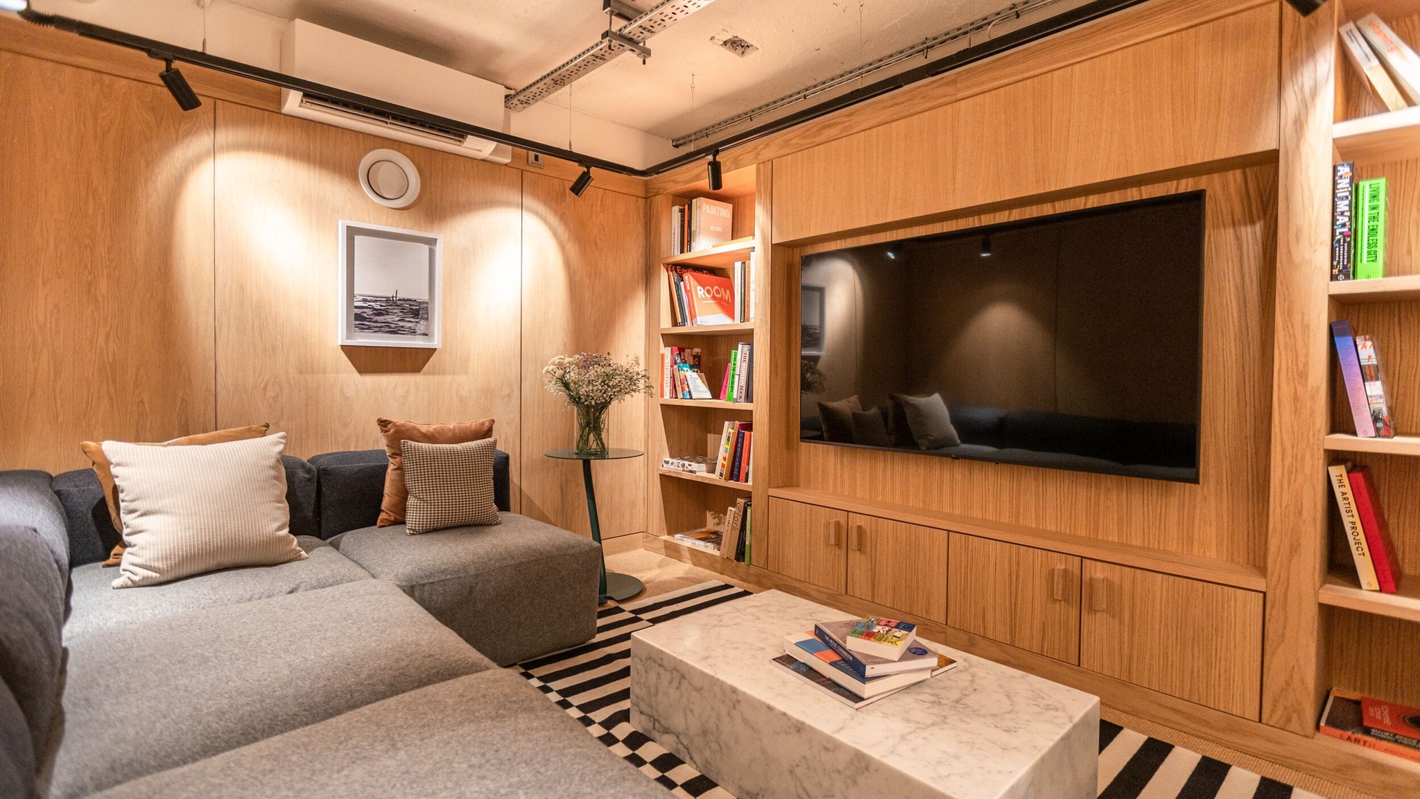 Images of 17 St Helen's Place