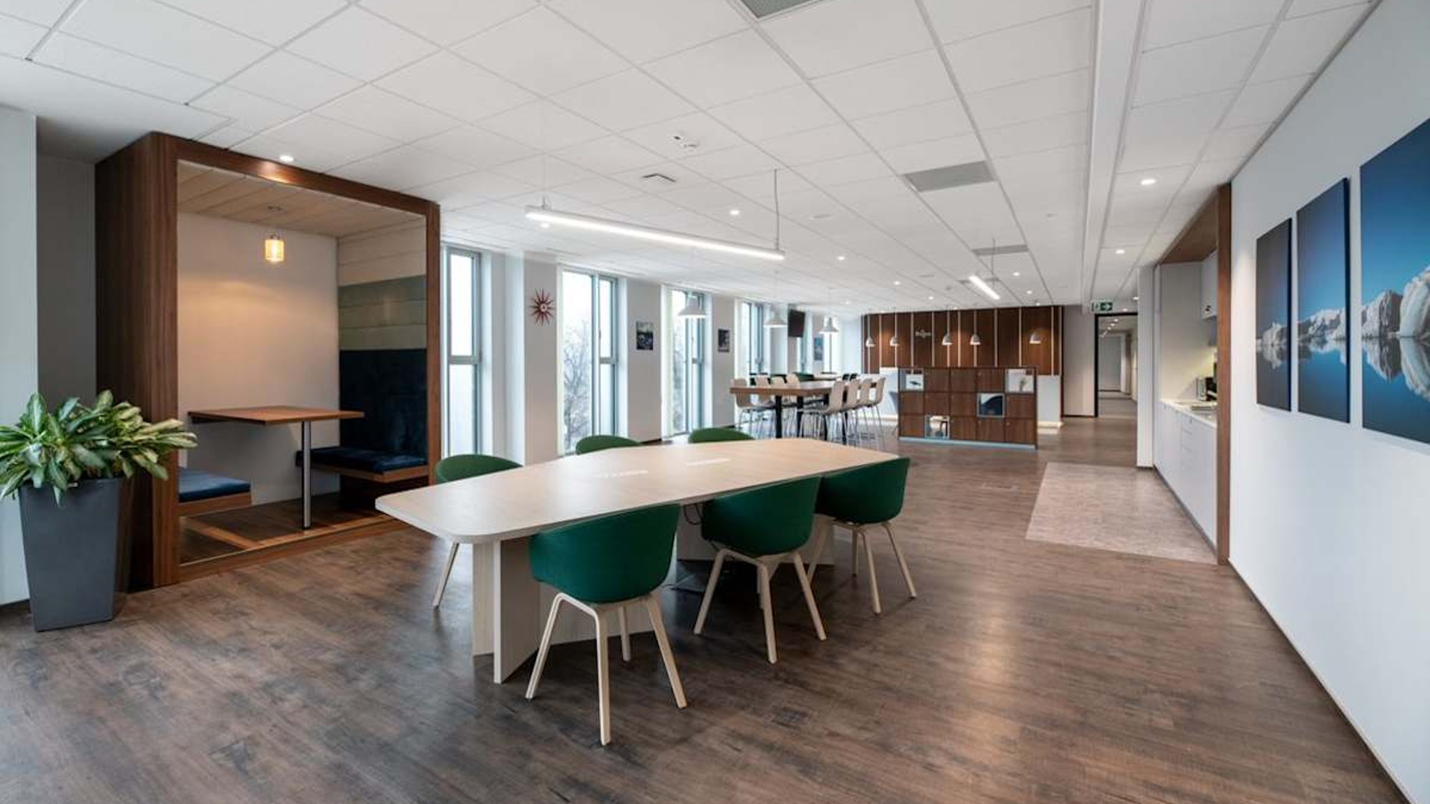 Images of OMA Building
