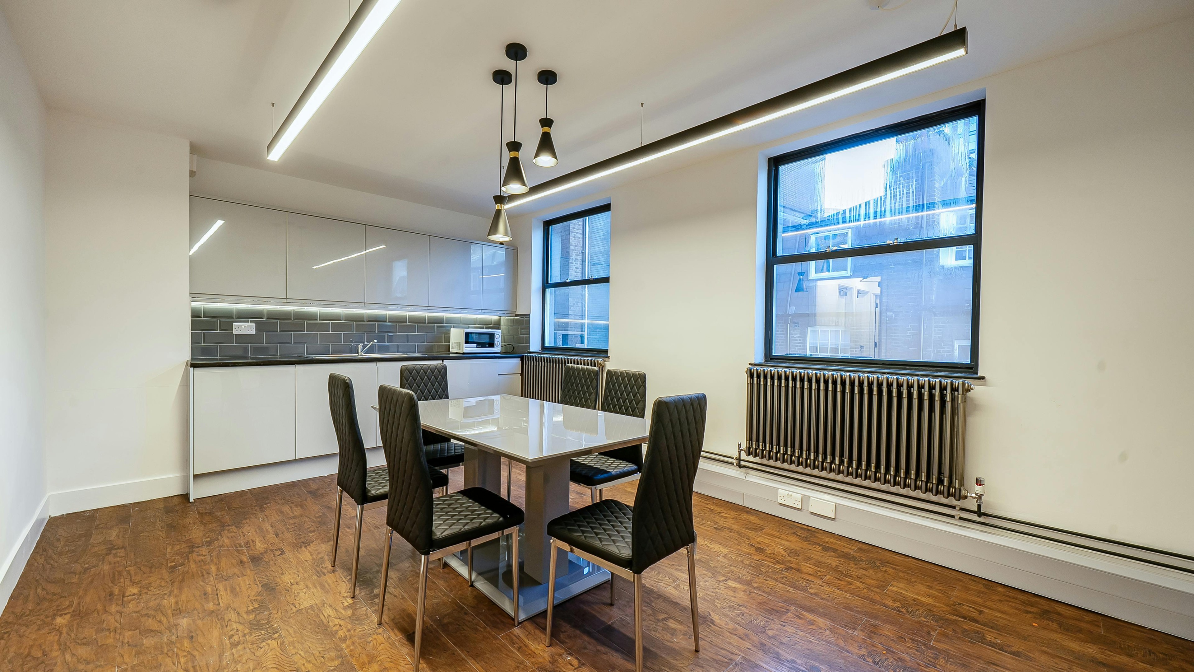 Images of Moorgate House