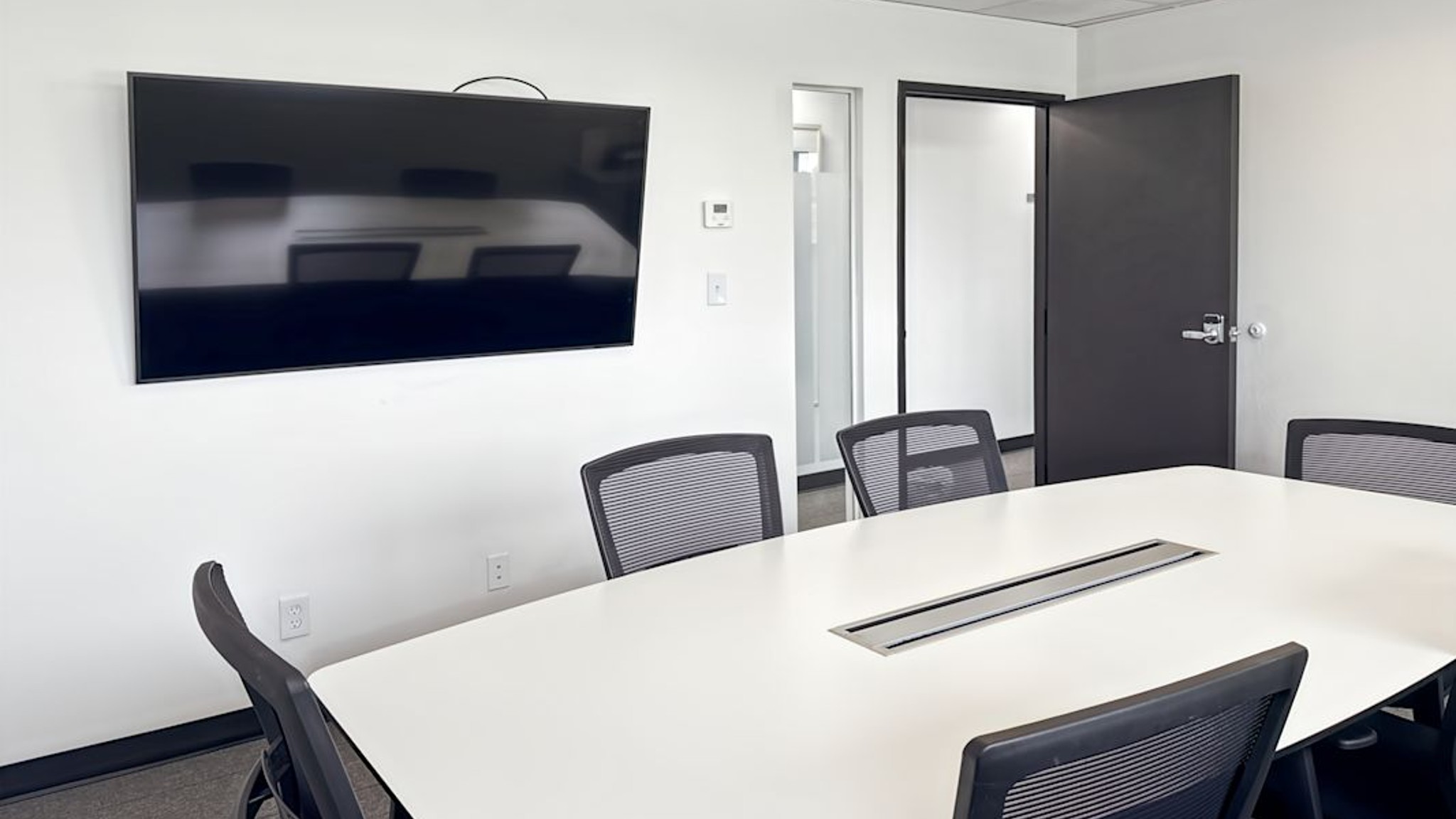 Images of 560 W Brown Rd
