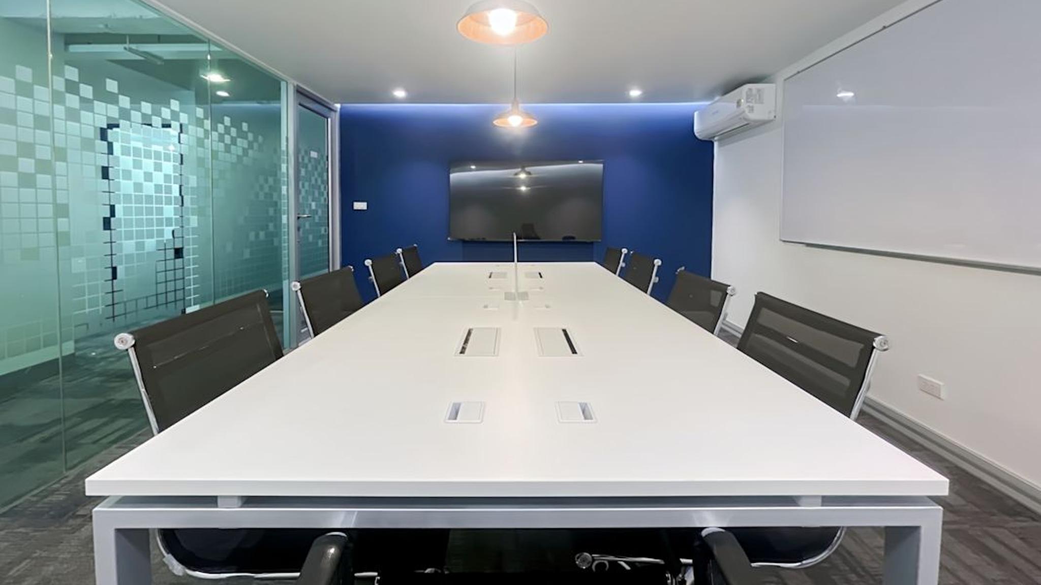 Images of Blue Chips Building