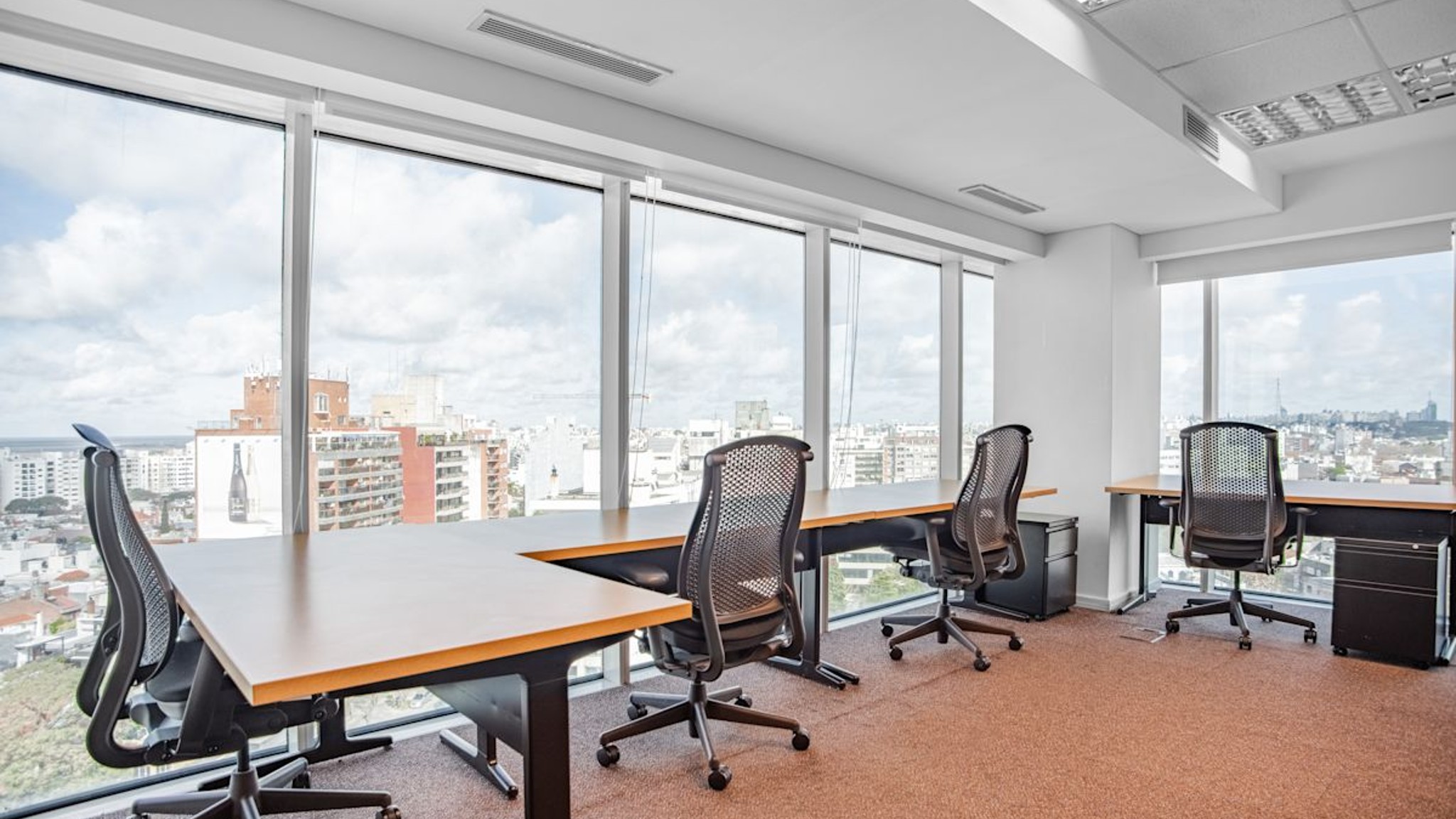 Images of World Trade Centre Montevideo