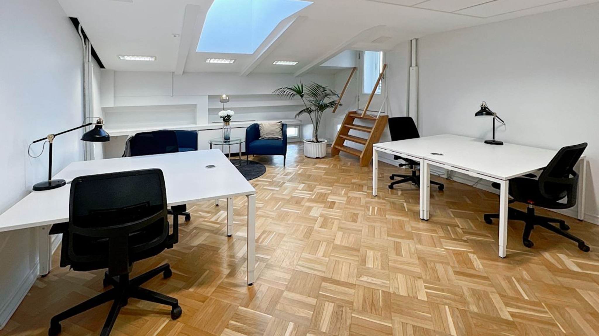Images of Luna House